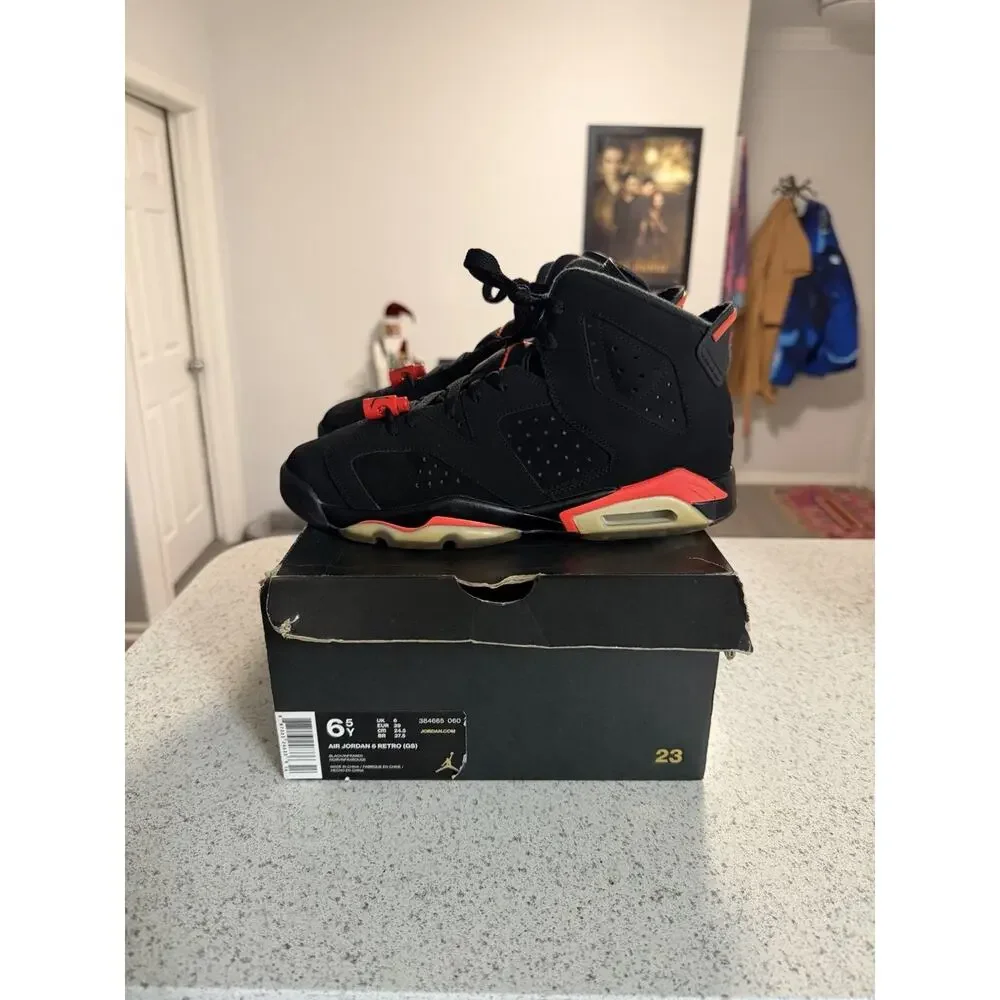 Nike Air Jordan 6 Retro 2019 Infrared Size 6.5Y OG Box Good Condition